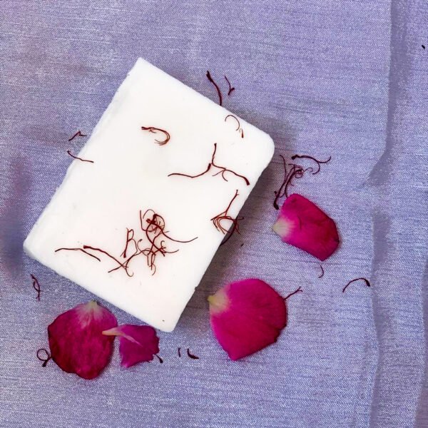 Goat Milk Saffron Soap – Moisturizing and Brightening Natural Soap